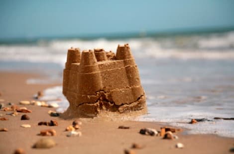 Cover Image for Sandcastles in the Sand